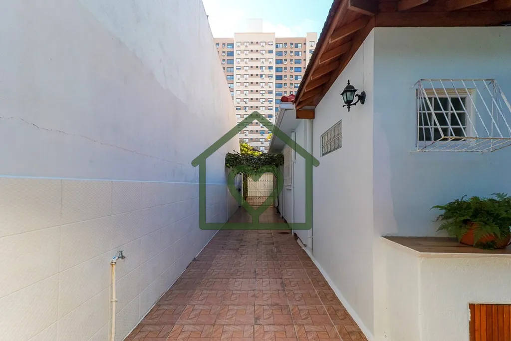 Imagem Casa com 4 dormitórios e 5 vagas no bairro Passo DAreia 
 
Casa com 180m² de área privativa, em t...