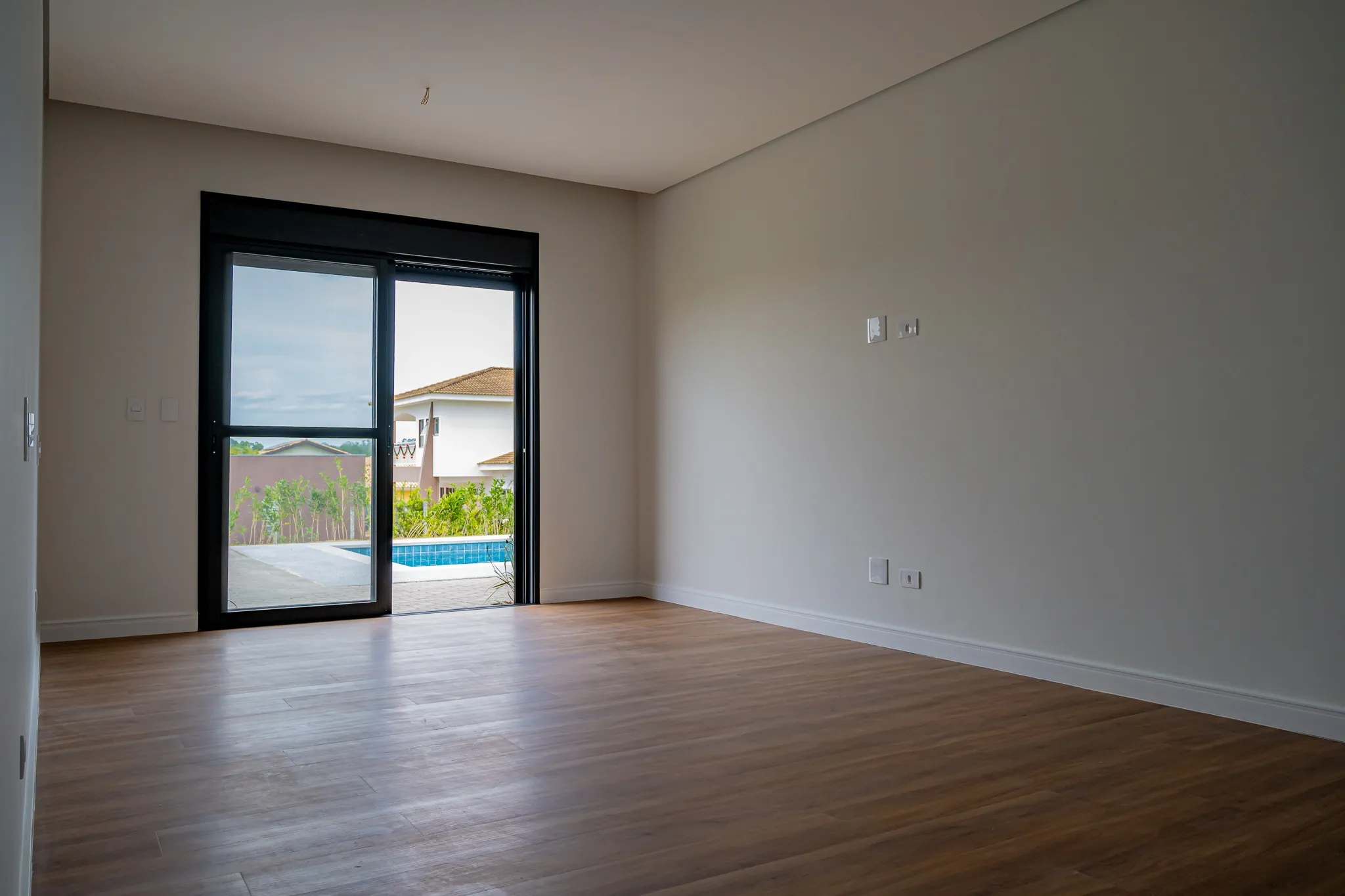 Imagem Casa Térrea 3 Suítes a venda Condomínio: Saint Charbel Araçoiaba da Serra/SP