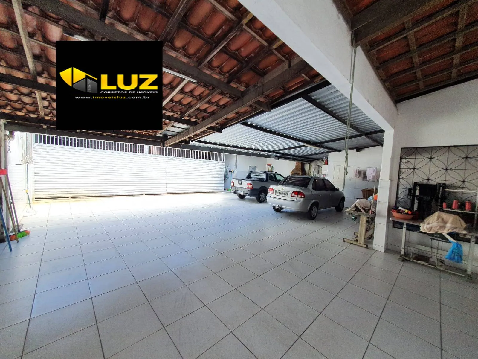 Imagem Casa com 528m² de Terreno em Messejana - Ideal para Morar ou Empreender!