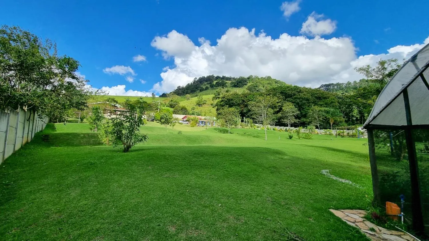 Imagem Oportunidade de Compra: Sítio/Chácara em Joanópolis, SP