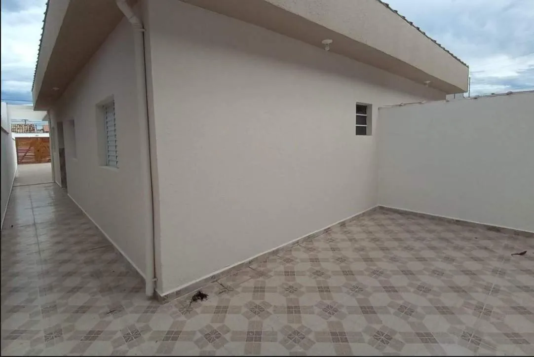Imagem Casa para Venda em Itanhaém, Jamaica (Praia), 2 dormitórios, 1 suíte, 1 banheiro, 4 vagas