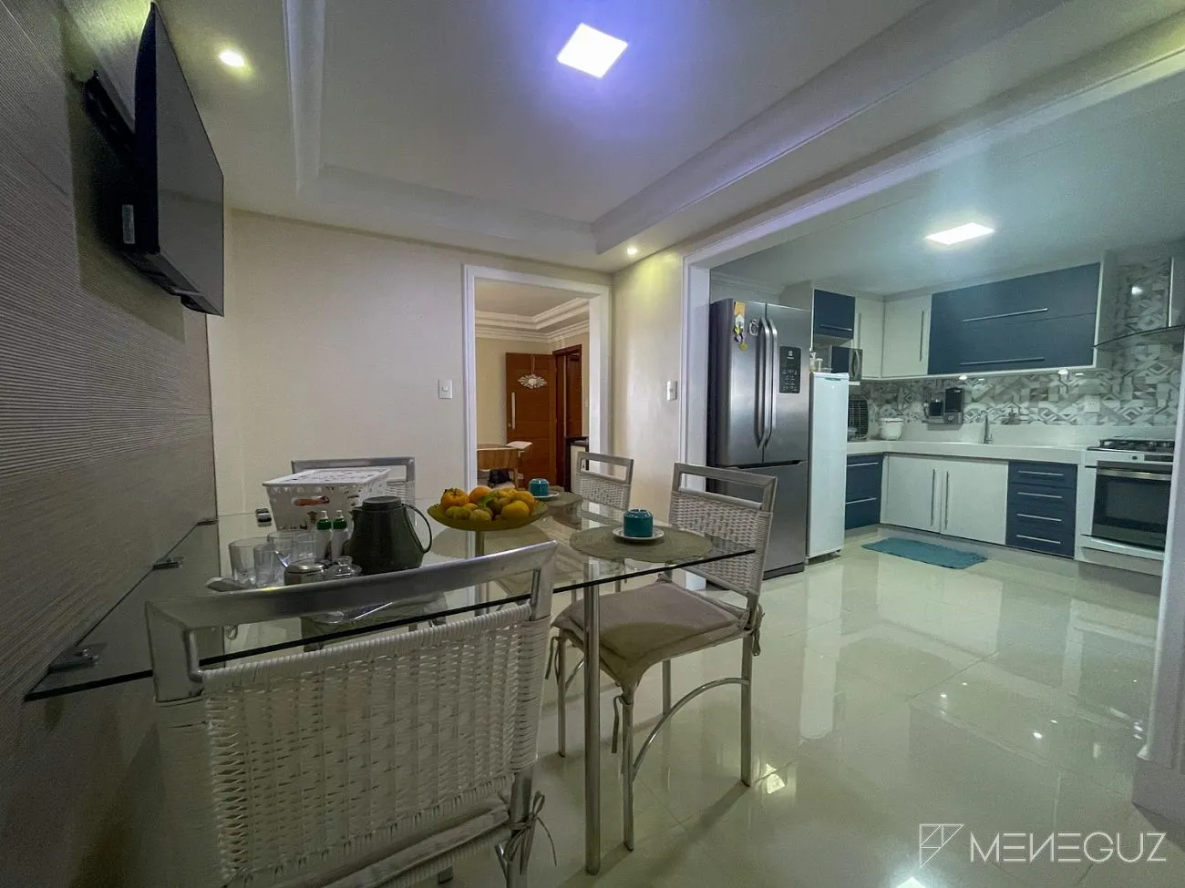 Imagem Apartamento de 03 quartos mais DCE completa na praia do morro de frente!