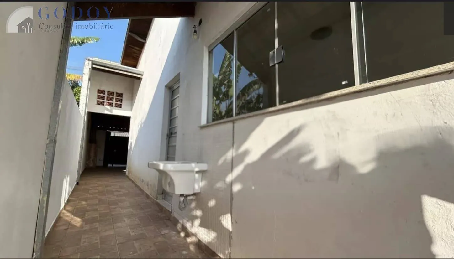 Imagem Oportunidade! Casa com 3 dormitórios,mezanino, vista espetacular do terraço