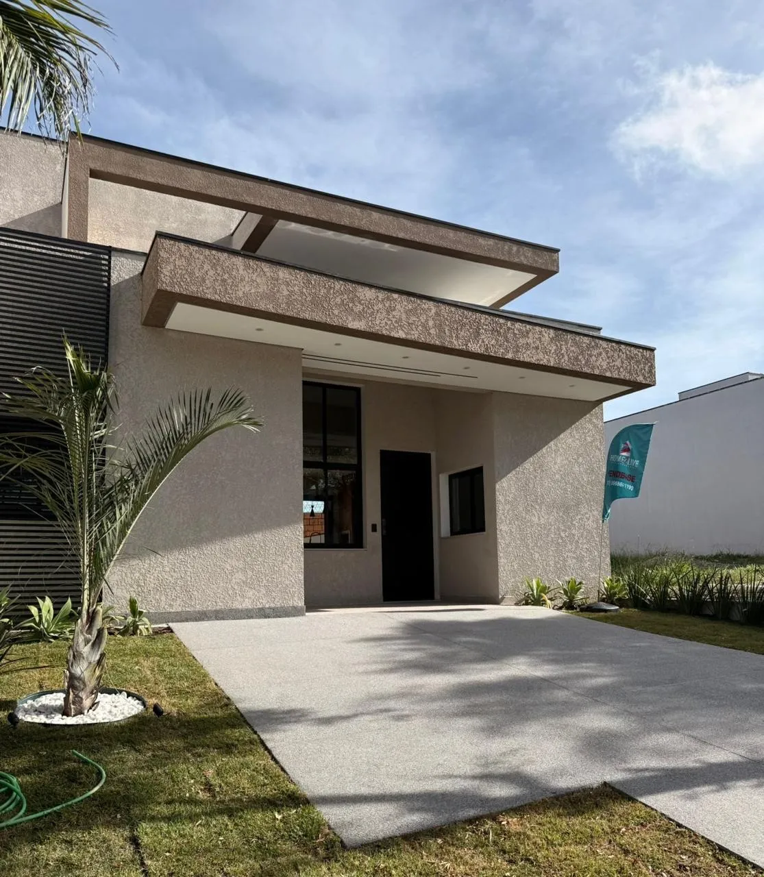 Foto do imóvel Casa 2 Dormitórios Condomínio Terras de São Francisco em CAJURU DO SUL, SOROCABA - SP