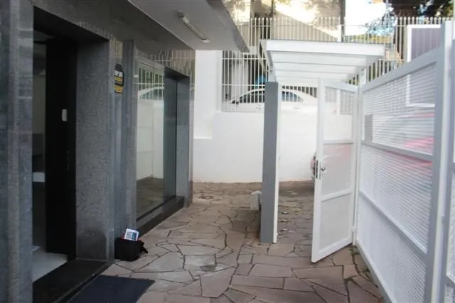 Imagem MÁFFER IMÓVEIS ALUGA - PRÉDIO COMERCIAL HIGIENÓPOLIS Av. Cristóvão Colombo, 2686 - Porto Alegre/RS
