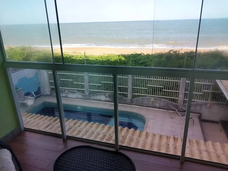 Imagem Casa com 3 quartos à venda em Vila Velha