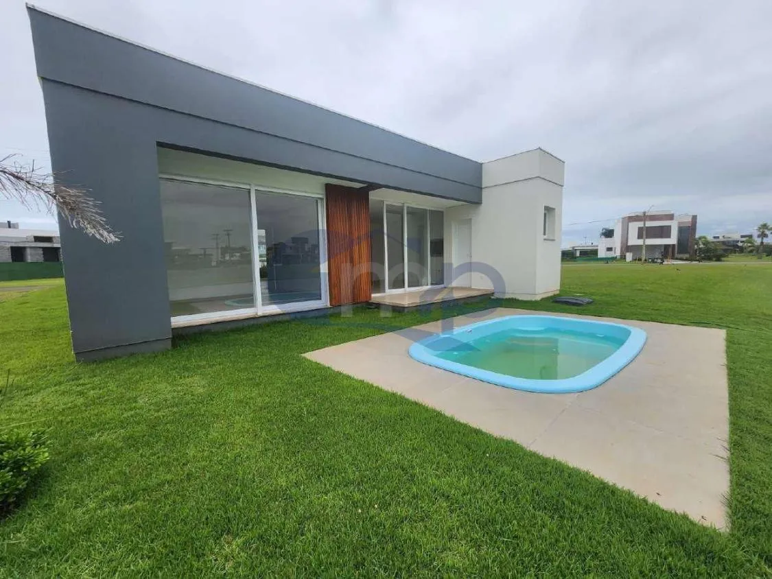 Imagem Casa a venda com 4 suites no Engenho Velho em Torres/RS
