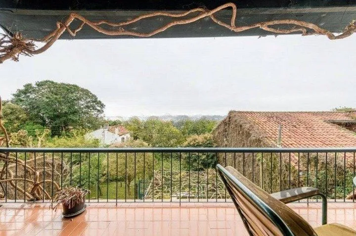 Imagem Casa com 3 dormitórios, 153 m² no bairro Vila Conceição, zona sul de Porto Alegre/RS.