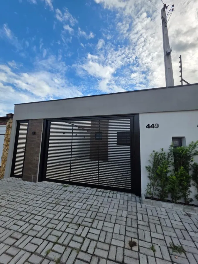 Imagem Casa para Venda em Mongaguá, Jardim Praia Grande, 2 dormitórios, 1 suíte, 1 banheiro, 2 vagas