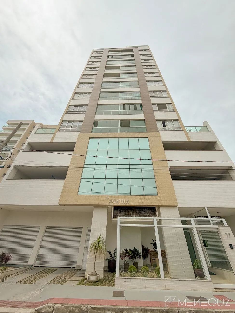 Imagem Apartamento quarto e sala a venda na Praia do Morro, em prédio novo, com lazer