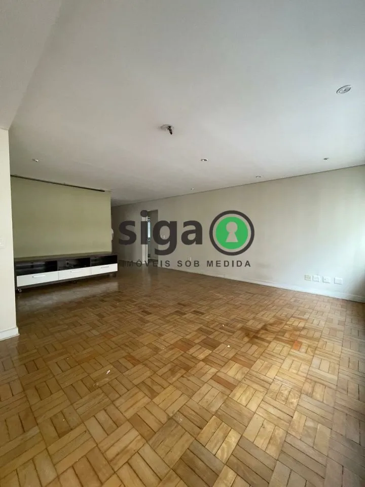 Imagem Apto com 204m², com 3 quartos, sendo 1 suite, 1 vaga, nos Jardins, SEM MOBILIA para LOCAÇÂO e VENDA