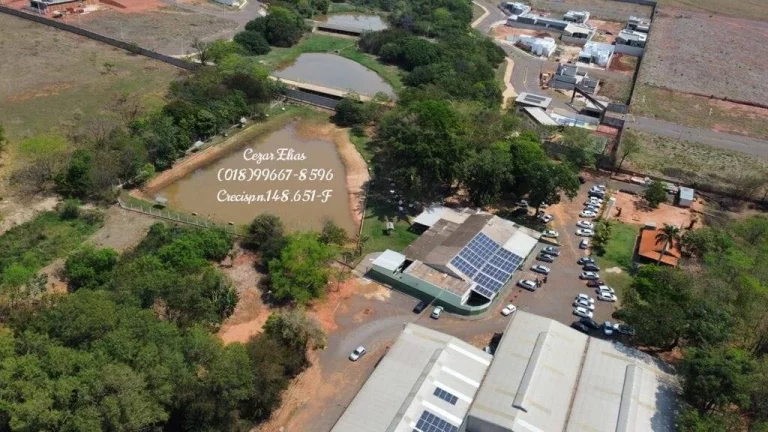Santo Antonio/Restaurante com 27.000 m2 de area urbana em Andradina - SP