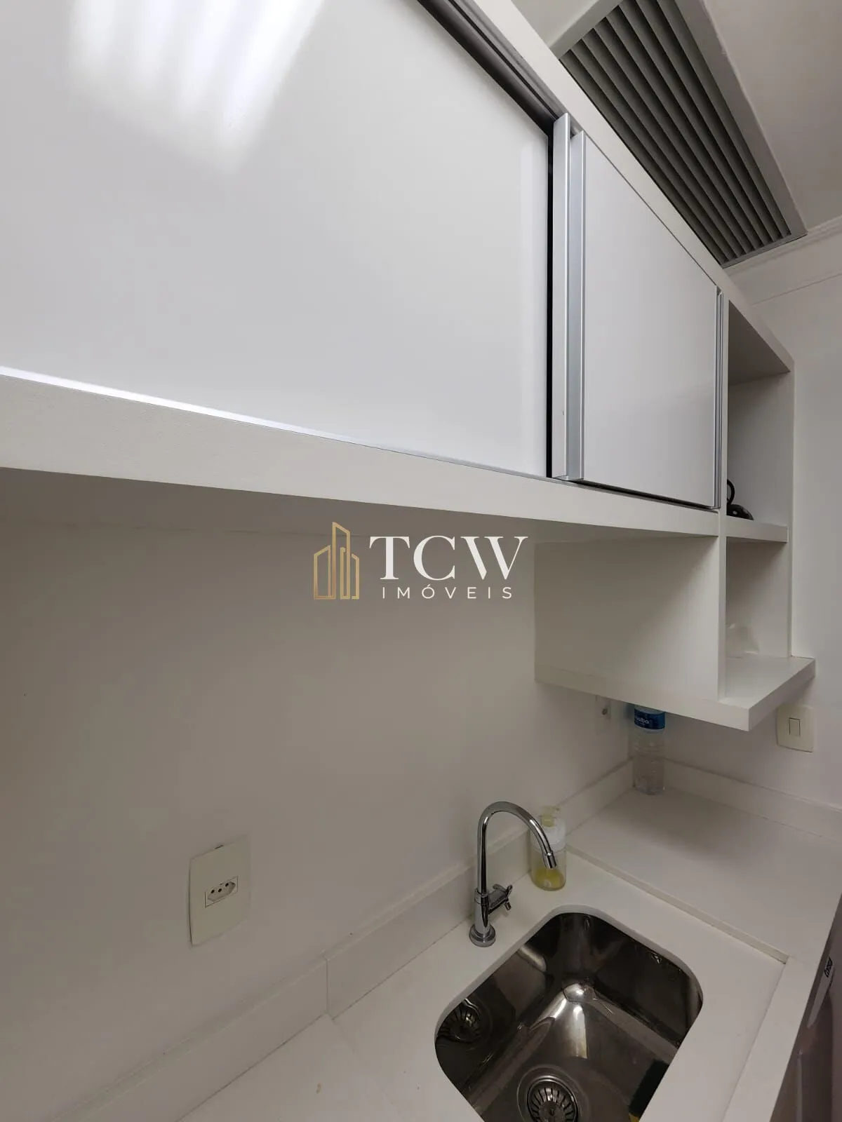 Imagem Sala comercial para alugar no bairro Moema - São Paulo/SP, Zona Sul