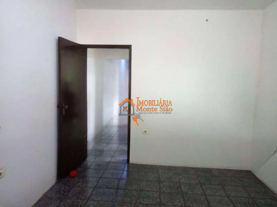 Imagem Sobrado com 3 dormitórios à venda, 195 m² por R$ 450.000,00 - Jardim Cumbica - Guarulhos/SP