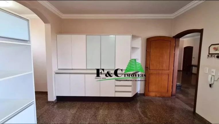 Imagem Casa para Venda em Limeira, Centro, 4 dormitórios, 2 suítes, 3 banheiros, 4 vagas