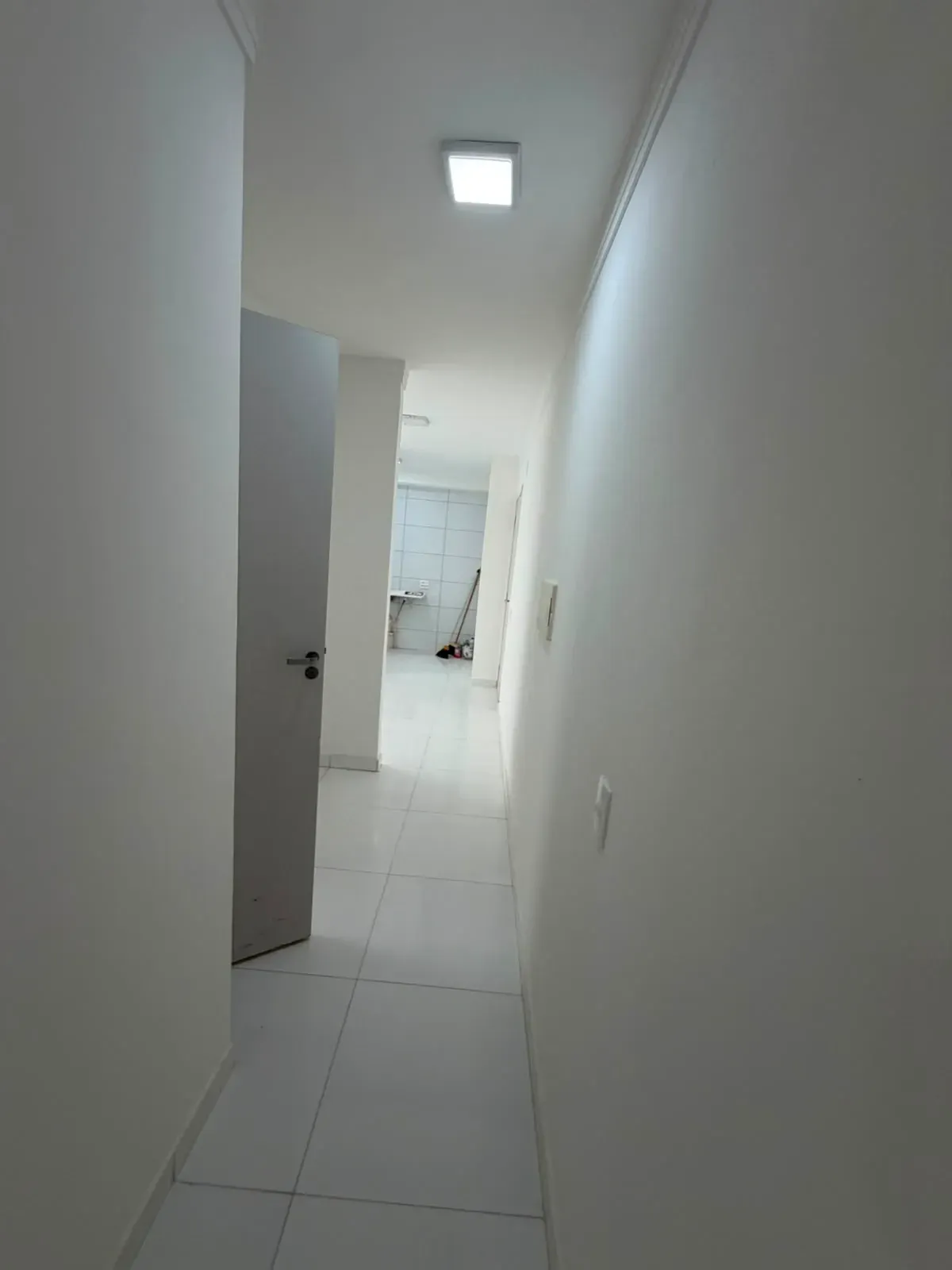Imagem Apartamento com 2 Quartos para Alugar, 40 m² em Narandiba - Salvador