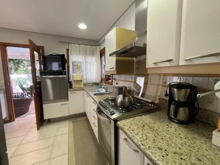 Imagem Casa com 6 dormitórios para alugar, 320 m² por R$ 6.500,00/dia - Jurerê - Florianópolis/SC