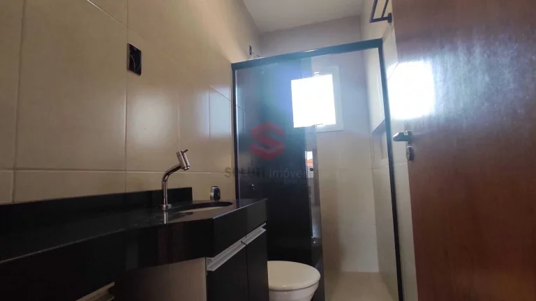 Imagem Casa com 02 quartos e amplo espaço de terreno à venda no Jd Iruama em Campo Largo/PR