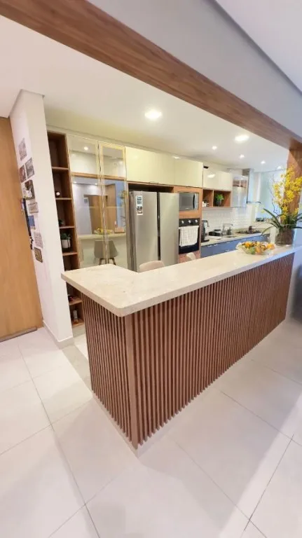 Imagem APARTAMENTO COM 134,00 m² - CANTO DO FORTE - PRAIA GRANDE SP