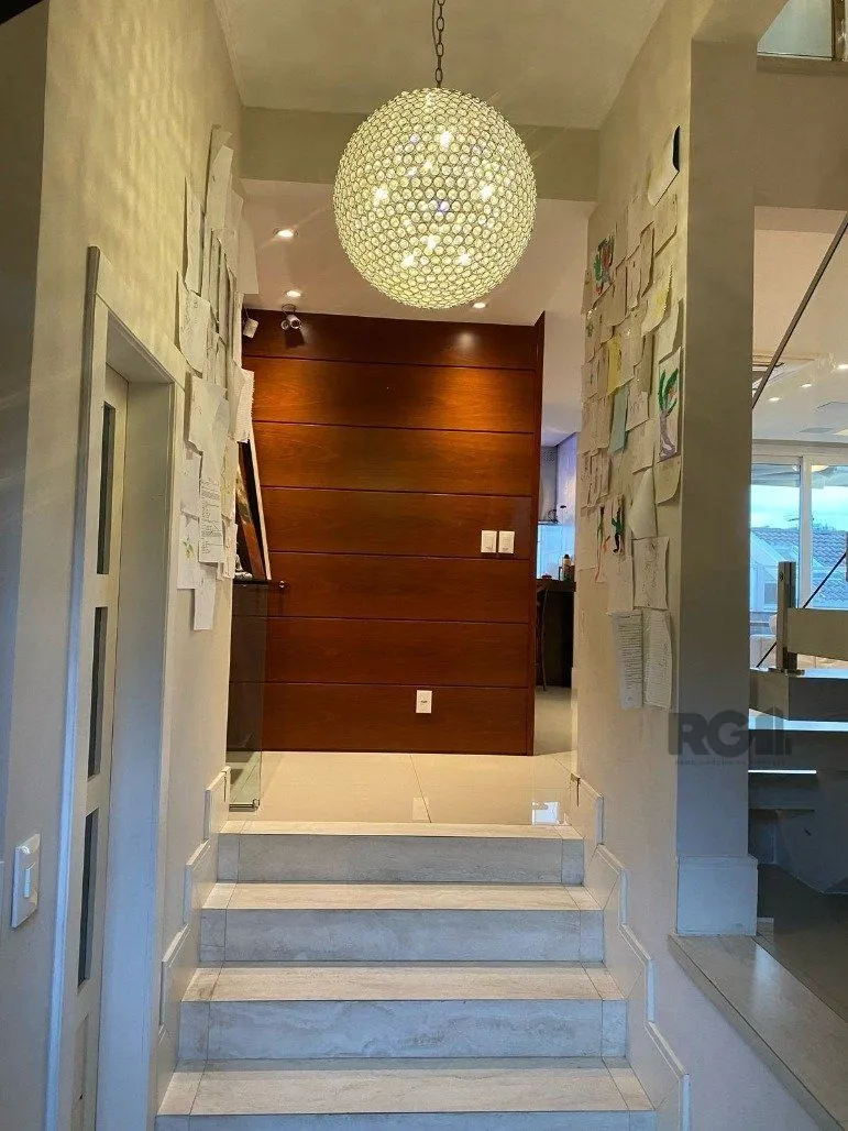 Imagem Casa para Comprar com vista deslumbrante no Chácara das Pedras!