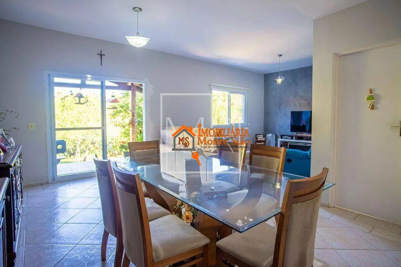 Imagem Casa com 3 dormitórios à venda, 178 m² por R$ 900.000,00 - Centro - Atibaia/SP