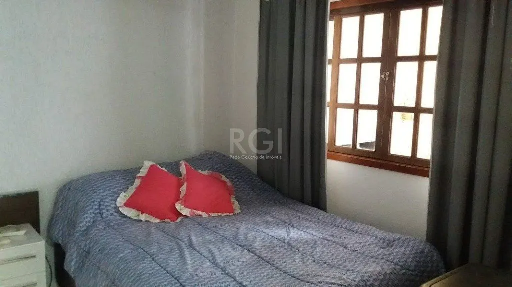 Imagem Casa para Venda - 289m², 4 dormitórios, sendo 1 suites, 4 vagas - Cavalhada