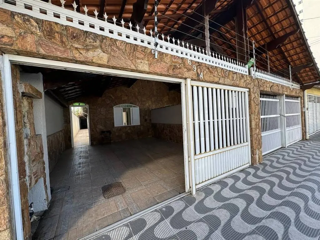 Foto do imóvel Casa à Venda em Vila Guilhermina, Praia Grande - SP em Vila Guilhermina, Praia Grande - SP