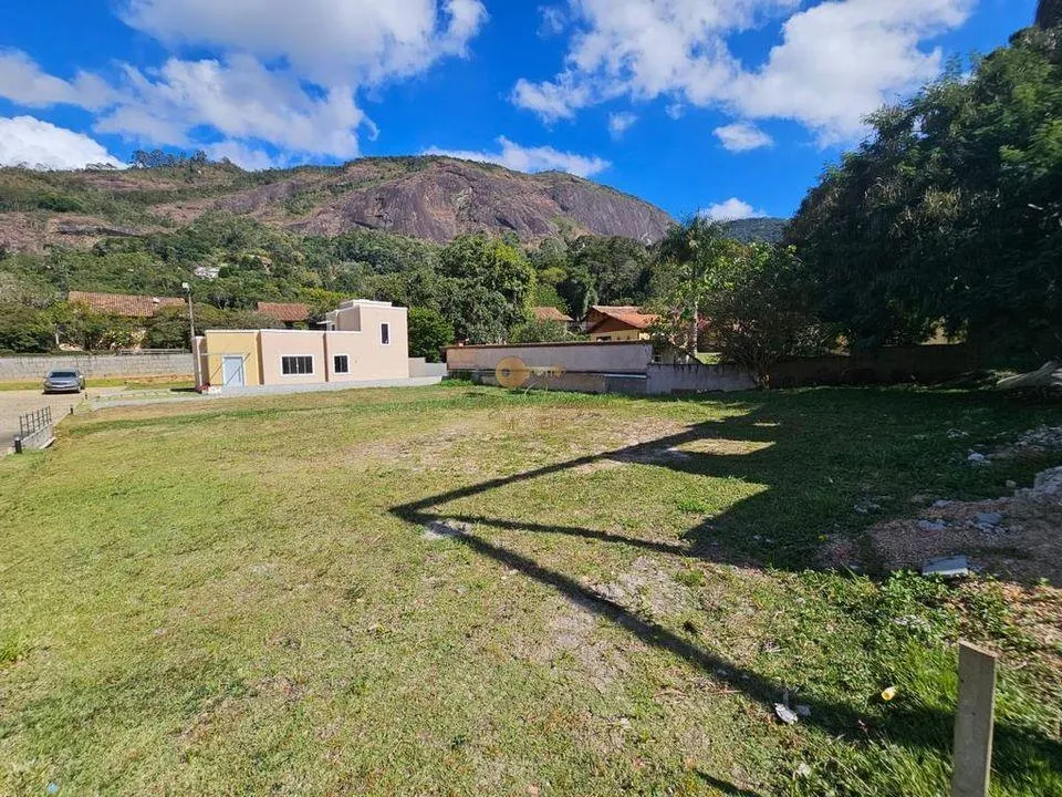 Imagem Terreno em Condomínio para Venda em Teresópolis / RJ no bairro Parque do Imbui