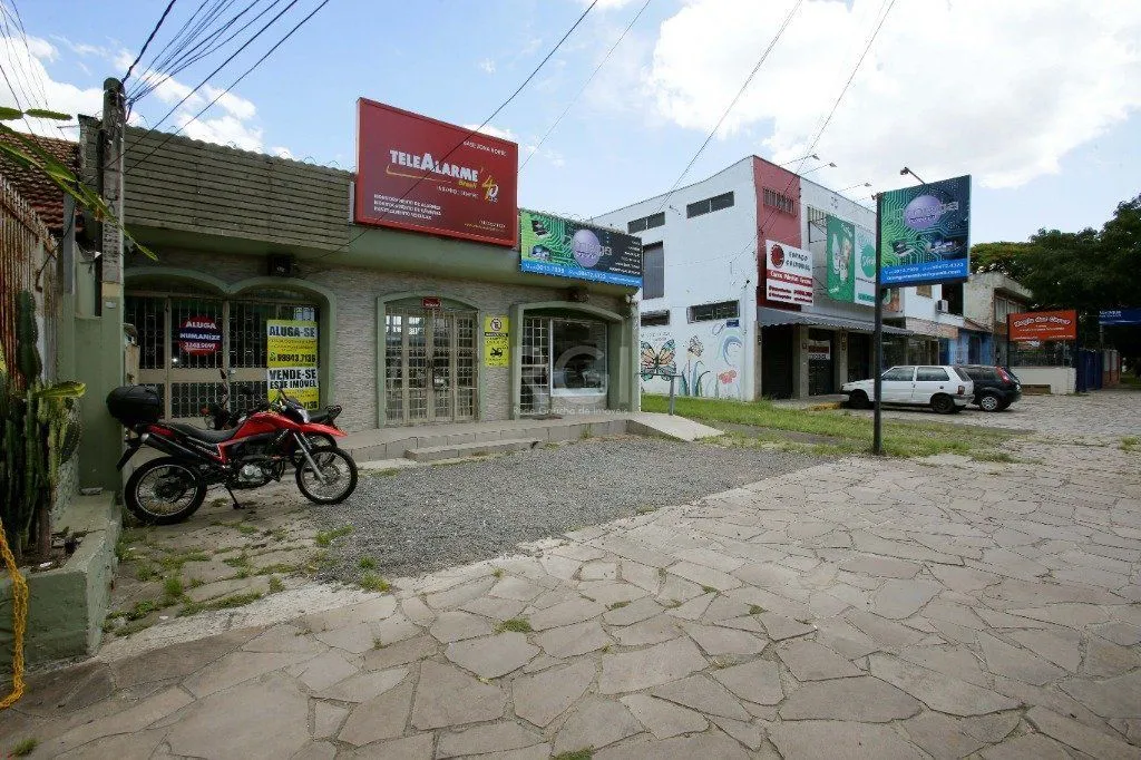 Imagem Casa para Venda - 350m², 3 dormitórios, 3 vagas - Passo da Areia