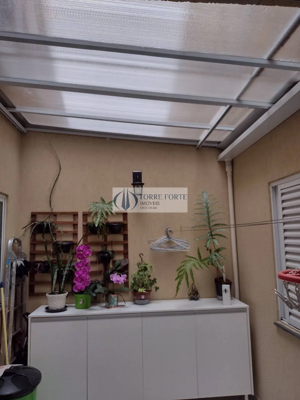 Imagem Lindo apartamento sem condomínio 3 dormitórios, 1 suíte, 2 vagas