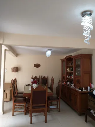 Imagem Sobrado com 3 Quartos à Venda, 200 m² em Vila Emir - São Paulo