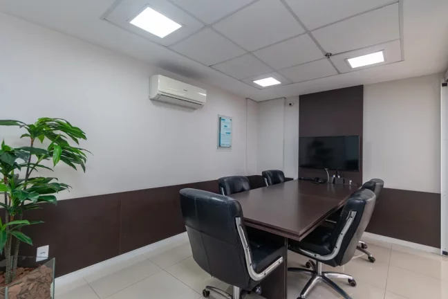 Imagem Sala para venda no bairro Moinhos de Vento em Porto Alegre