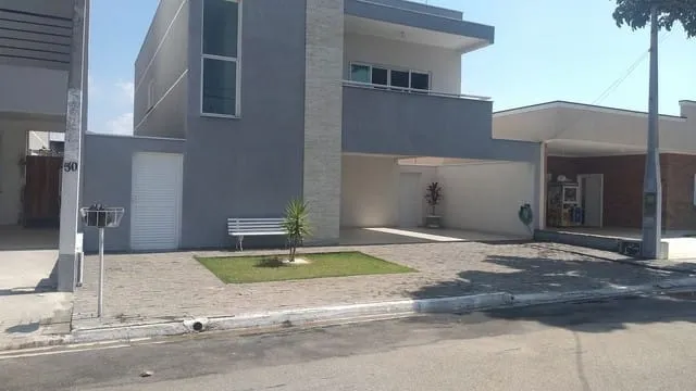 Foto do imóvel Casa à venda 6 Quartos, 3 Suites, 6 Vagas, 300M², Bairro do Grama, Caçapava - SP | Condomínio Terras do Vale