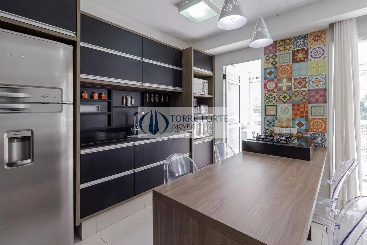 Imagem Lindo apartamento mobiliado, com 66 m², 2 dorms., sendo 1 suíte, 1 vaga