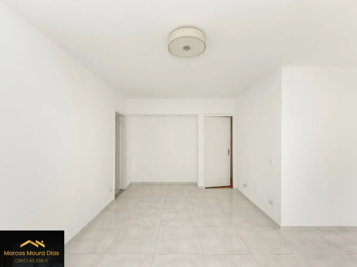 Imagem Apartamento em Perdizes ( 116 m²) com 3 dormitórios (1 suíte) , 1 Vaga de Garagem. Edifício com Salão de Festas e Churrasqueira. Próximo PUC