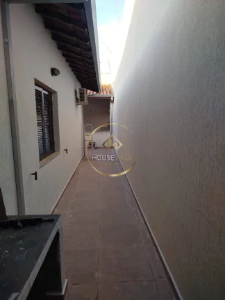 Imagem Casa Térrea 4 dormitórios (1 suíte), 2 vagas, Santa Cruz Lázaros, Jacareí