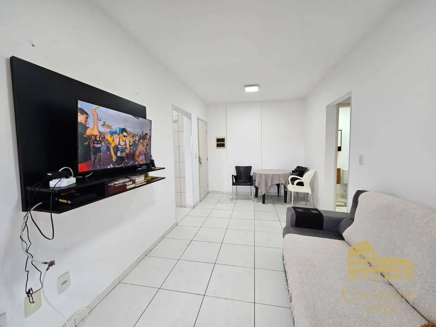 Imagem Apartamento com 1 dormitório à venda, 50 m² por R$ 310.000,00 - Vila Guilhermina - Praia Grande/SP