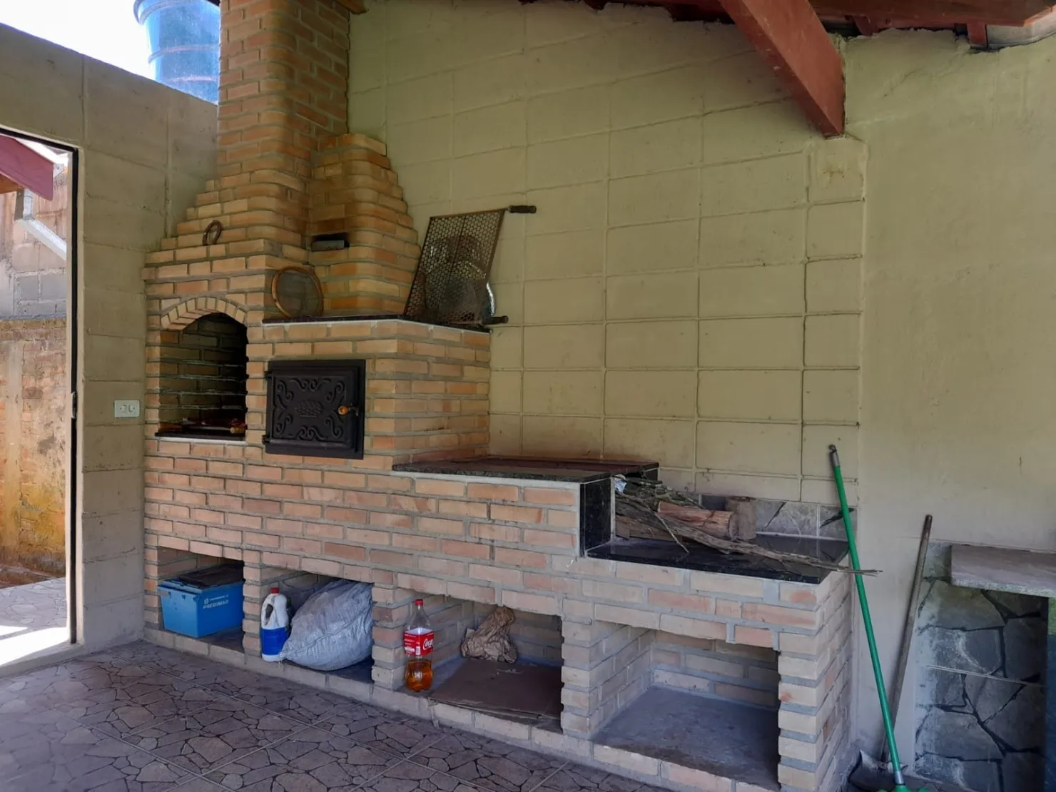 Imagem Chácara à venda 3 Quartos, 3 Suites, 20 Vagas, 8600M², Goiabal, Pindamonhangaba - SP