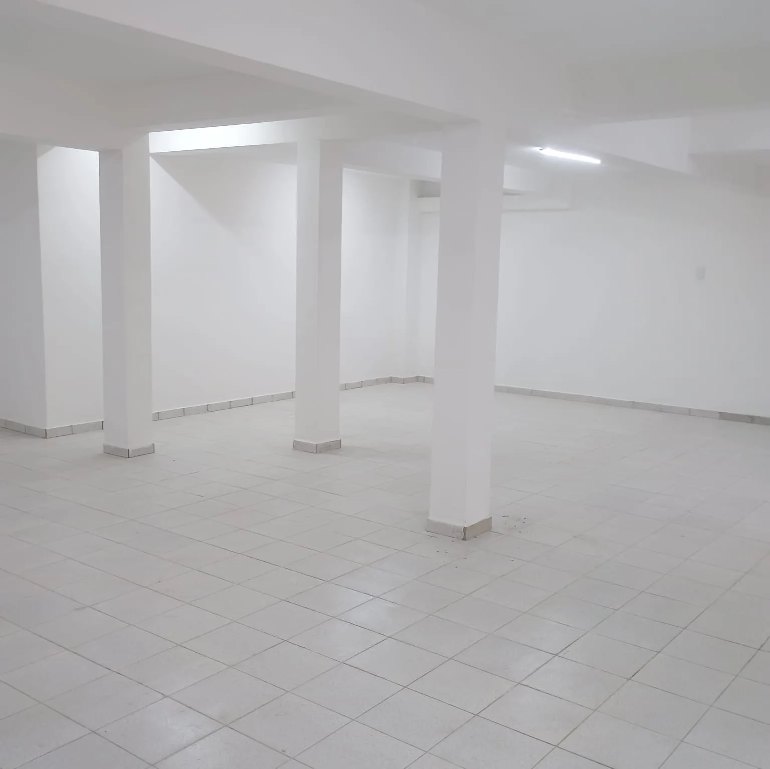 Imagem Campolim | Casa térrea | 340 m² construídos | Terreno de 360 m² | 3 dormitórios, 1 suíte | Escritório | Closet | 3 vagas | Residencial ou Comercial