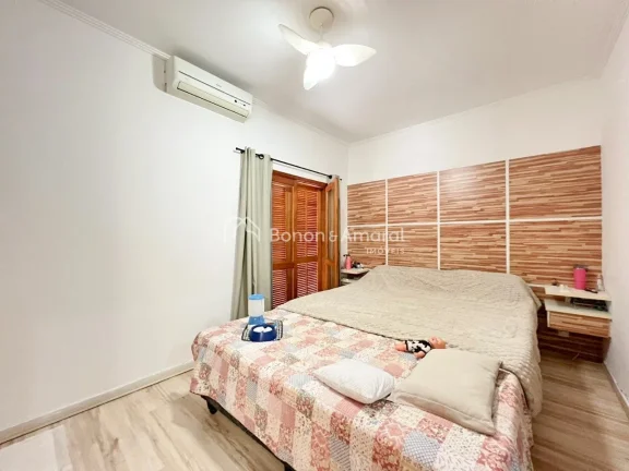 Imagem Sobrado com 4 suítes. Esse sobrado reúne amplitude, conforto e uma localização estratégica em B...
