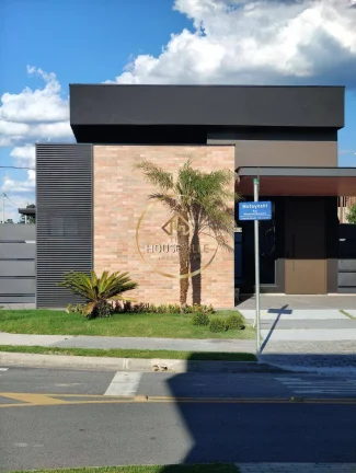 Imagem Casa Térrea, 3 Dormitórios (2 suítes), 2 Vagas, Vereda dos Campos, Sjc.