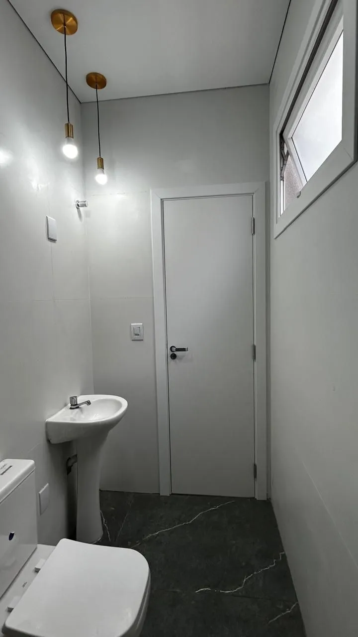 Imagem Casa de Condomínio em Sans Souci