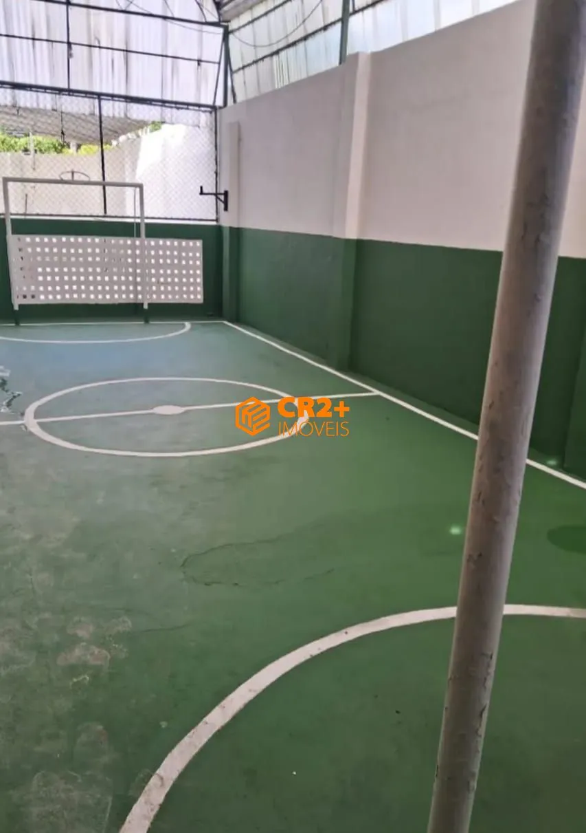 Imagem Vendo casa 05 quartos, 03 suites, 3 vagas de garagem, 490m2 em Candeias.