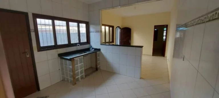 Imagem OTIMA OPORTUNIDADE!!! CASA LOCALIZADA NO BAIRRO MARACANÂ COM 2 DORMITORIOS COM SUITE!
