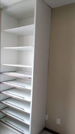 Imagem Apartamento com 3 Quartos para Alugar, 1 m² em Recanto dos Vinhais - São Luís