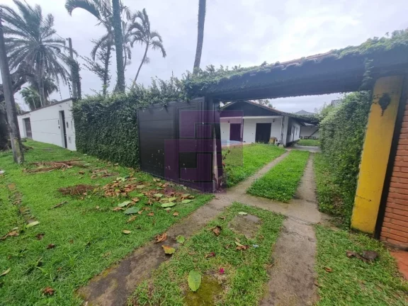 Imagem Casas / Padrão na cidade de Guarujá