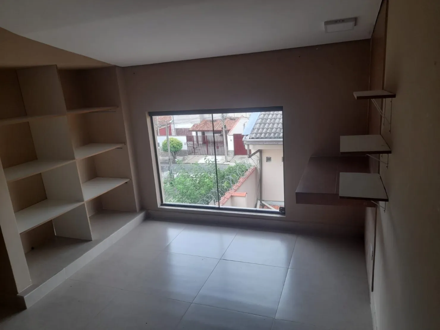 Imagem Excelente Oportunidade - Imóvel Residencial e Comercial em um só lugar