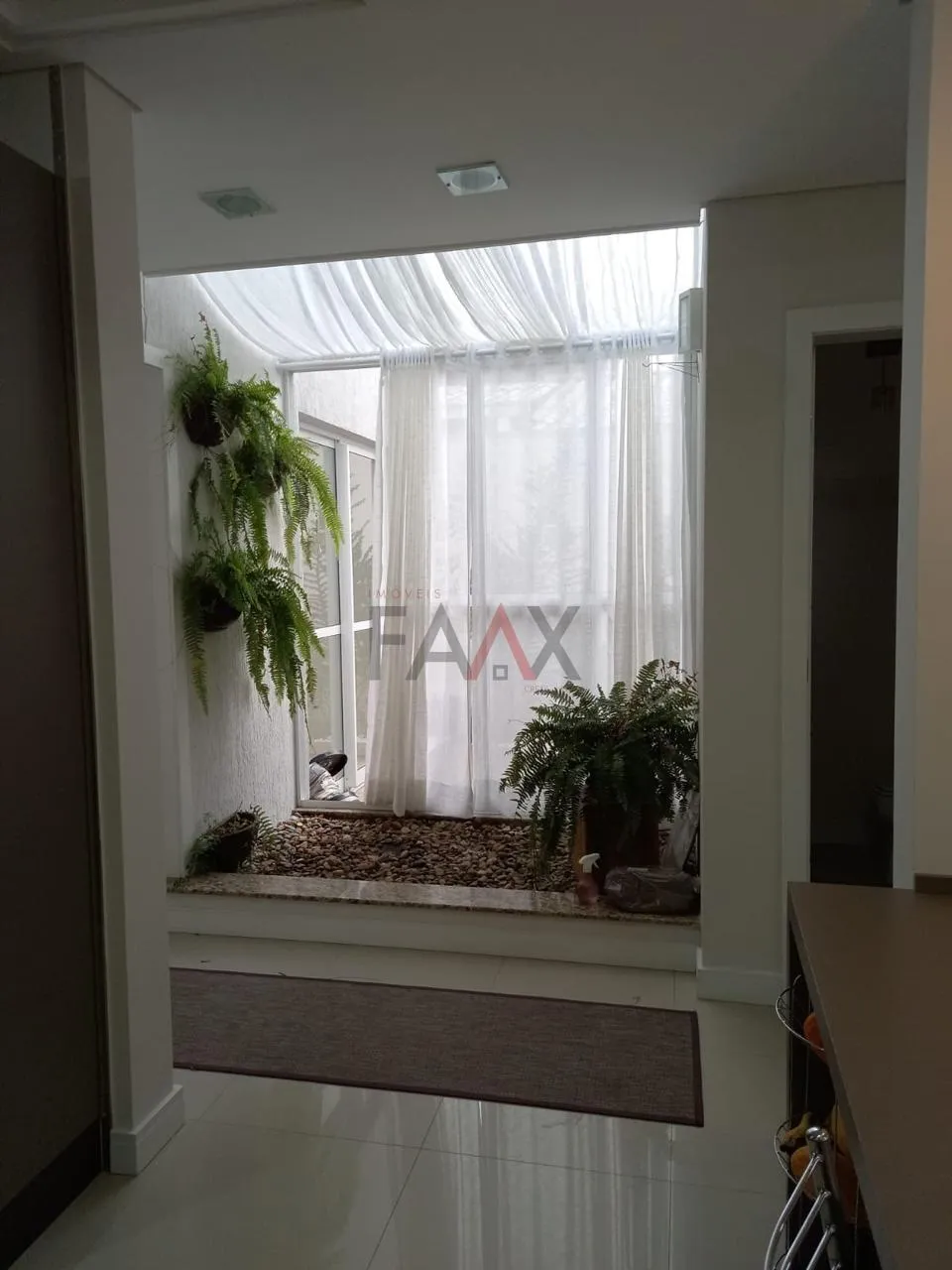 Imagem Sobrado ALTO PADRÃO à Venda próximo a praça da ucrania no trianon em Guarapuava