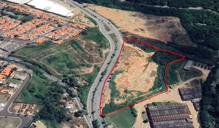 Imagem Área de 32.000m² à Venda na Marginal Dom Aguirre (Marginal do Rio Sorocaba)