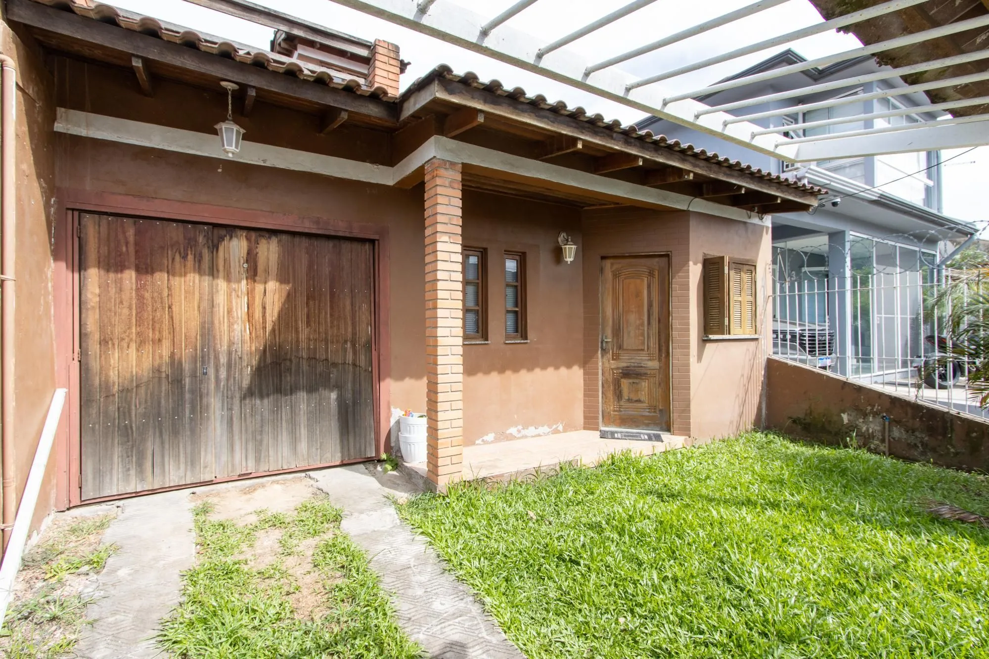 Imagem Casa/Sobrado 4 dormitórios com piscina